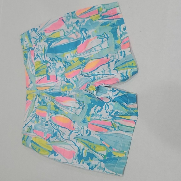 Lilly Pulitzer Womens The Jayne Short Size4 Blue Multi Beach and Bae 100% Cotton - Picture 2 of 5